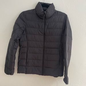 Uniqlo ultra light down coat